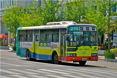 Xe bus là phương tiện thông dụng nhất ở Hàn Quốc